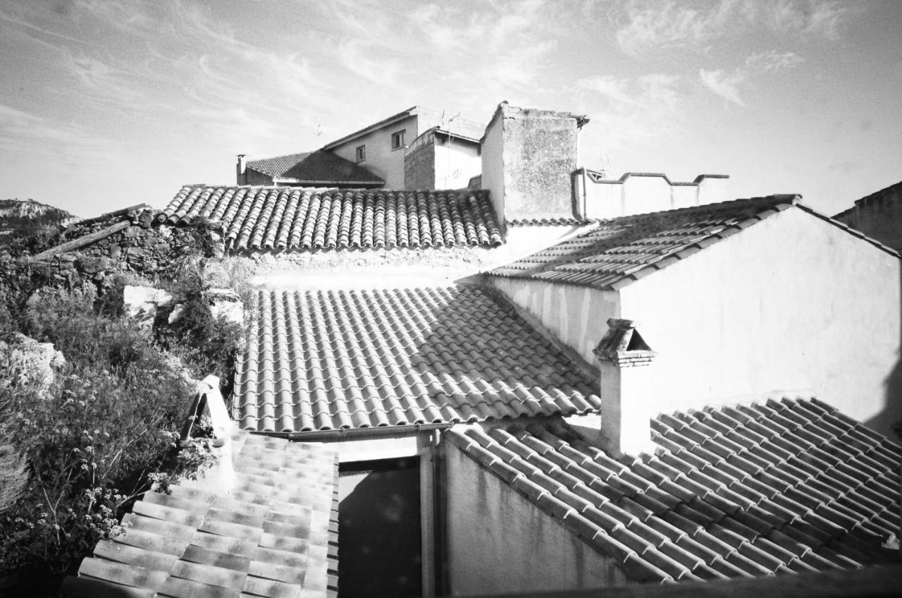 Casa De Ajala - B&B De Charme In Antica Dimora Totalmente Ristrutturata E Dotata Di Tutti I Confort Bagni Privati Spazio Living Patio Esterno Ambienti Climatizzati Degustazioni Prodotti Locali Làconi Dış mekan fotoğraf